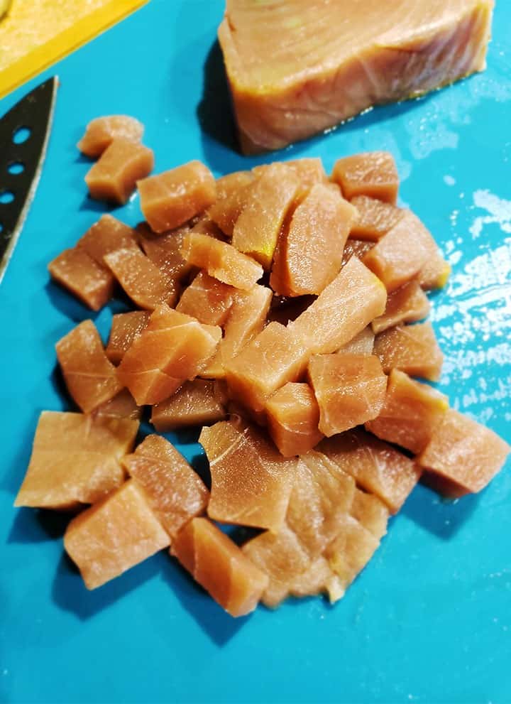 Tuna Poke Lettuce Wraps Chopped Tuna Chunks