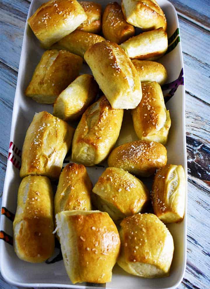 homemade soft pretzels