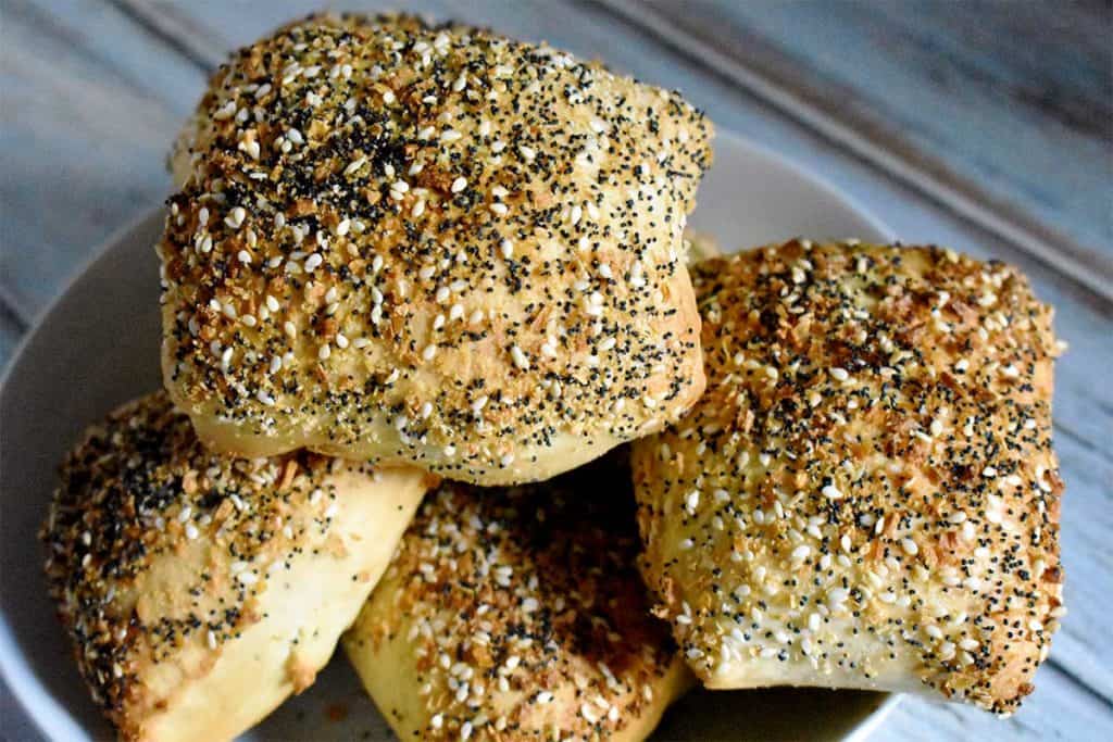 everything dinner rolls recipe.