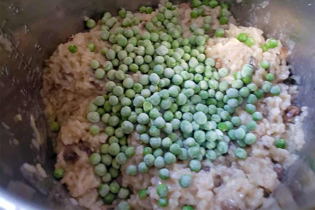 frozen peas on creamy rice