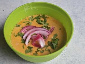 red curry coconut queso