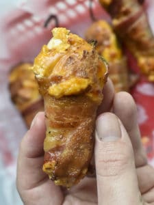 bacon wrapped jalapeno peppers stuffed with cheese